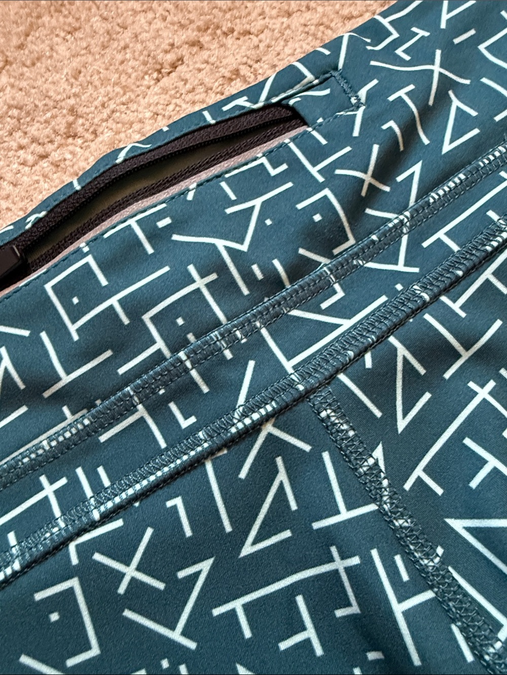 Rabbit 2.5” Speedy Leggy Shorts - Picture 12 of 16